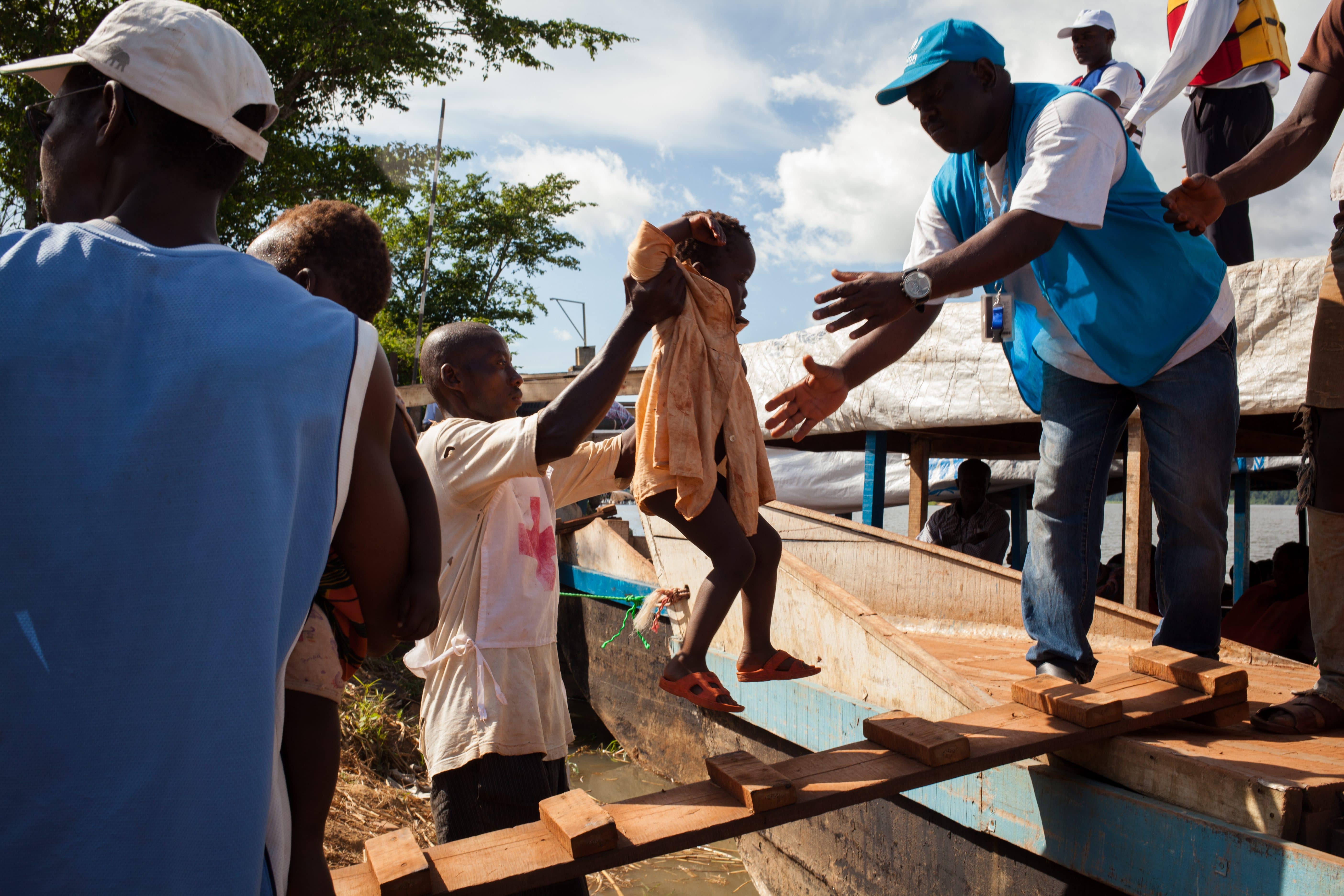 Democratic-Republic-Of-The-Congo_Congolese-Refugees-Return-Home-From-Batalimo-Camp-In-Central-African-Republic